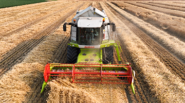 Hochpräzise Allwetter-Positionierung für gnss-Autolenkungssysteme für landwirtschaftliche Fahrzeuge